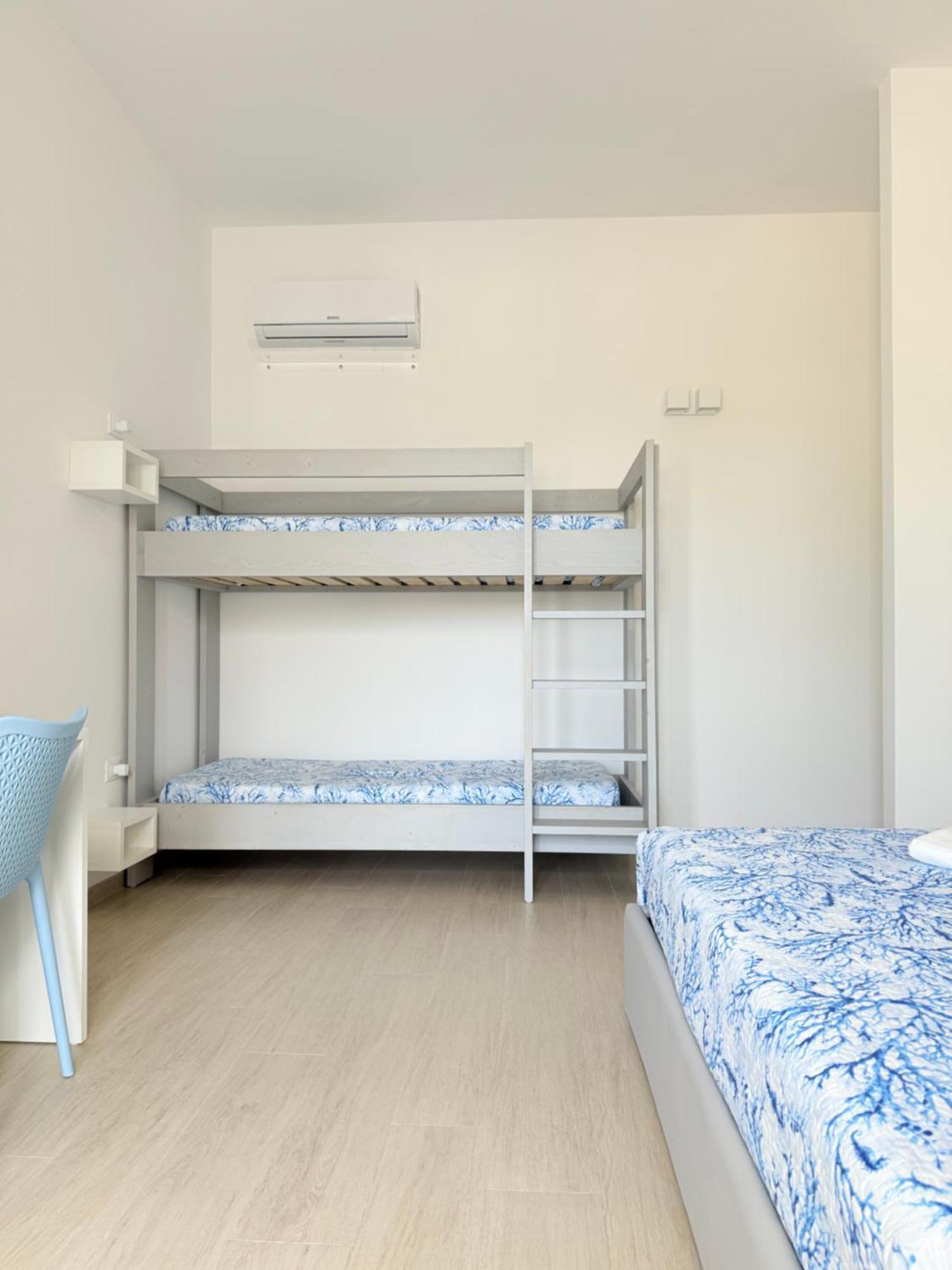 B&B Bianco Mediterraneo トッレ・オヴォ エクステリア 写真